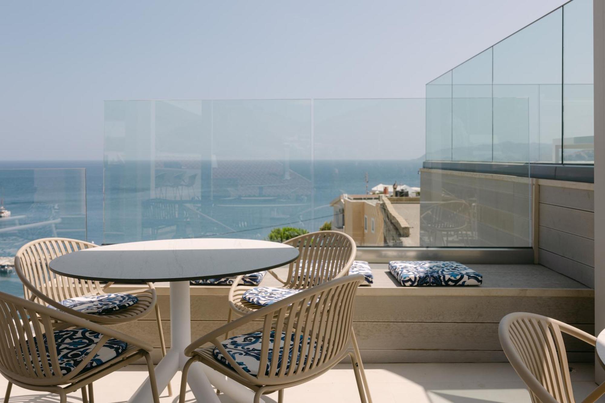 Bali  Golden Luxury Suites מראה חיצוני תמונה